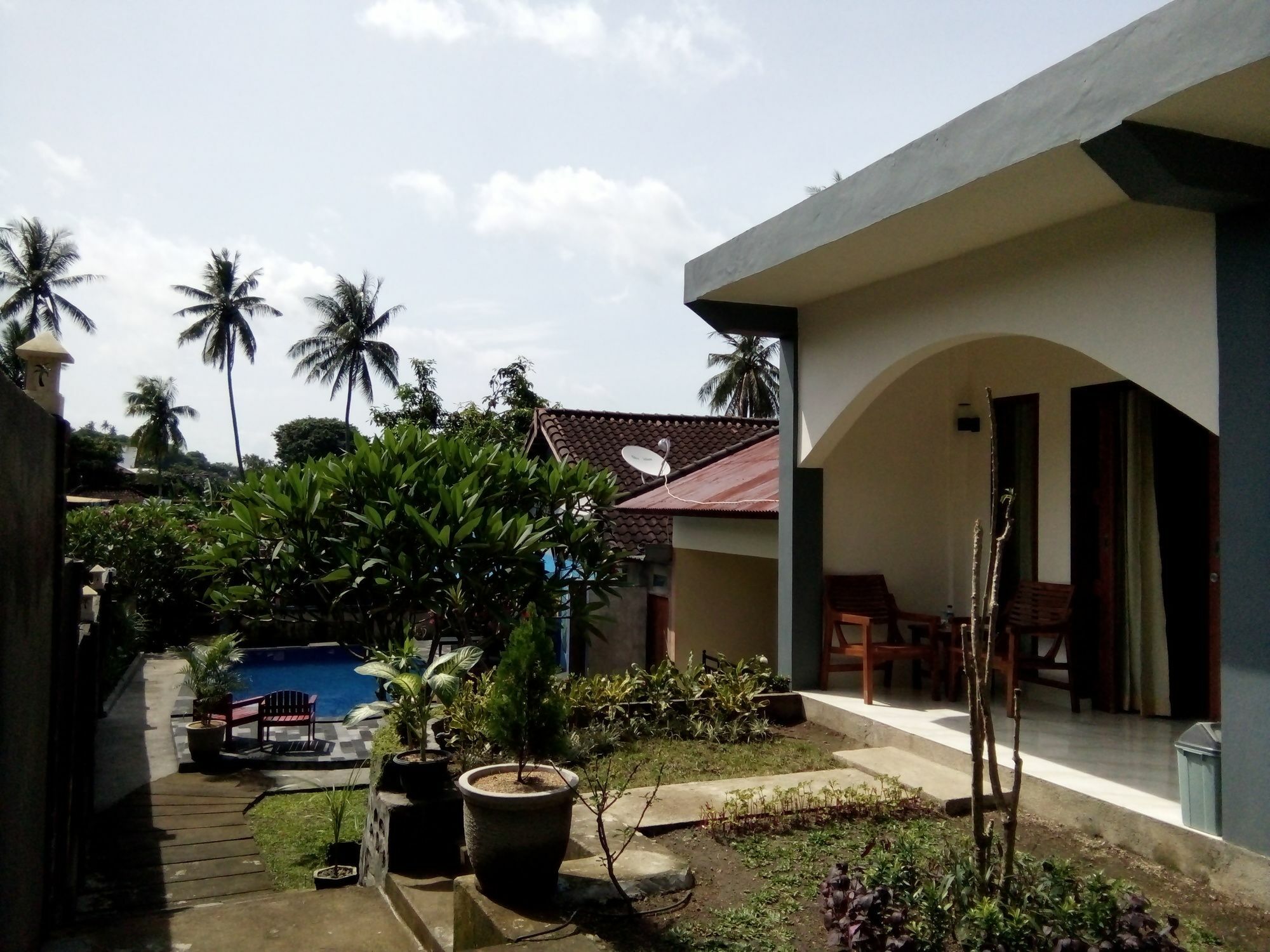 Family Garden Homestay Mangsit Eksteriør billede